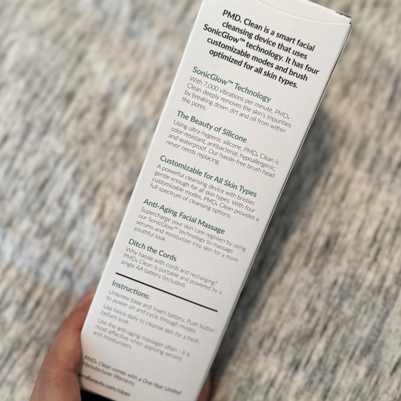 PDM Cleaning Device NWT - Black - Picture 2 of 2